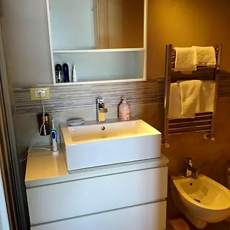 Casa Garibaldi Bed and Breakfast 3*